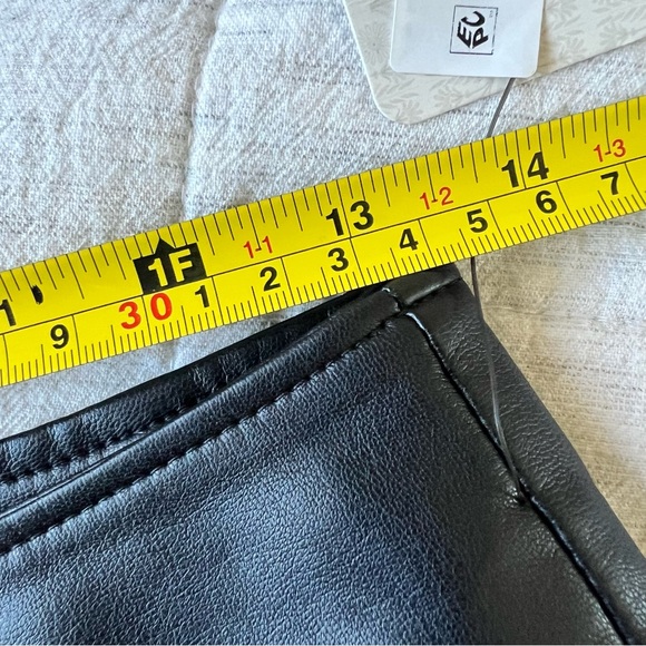 Free People Black Mini Skirt - Picture 5 of 7